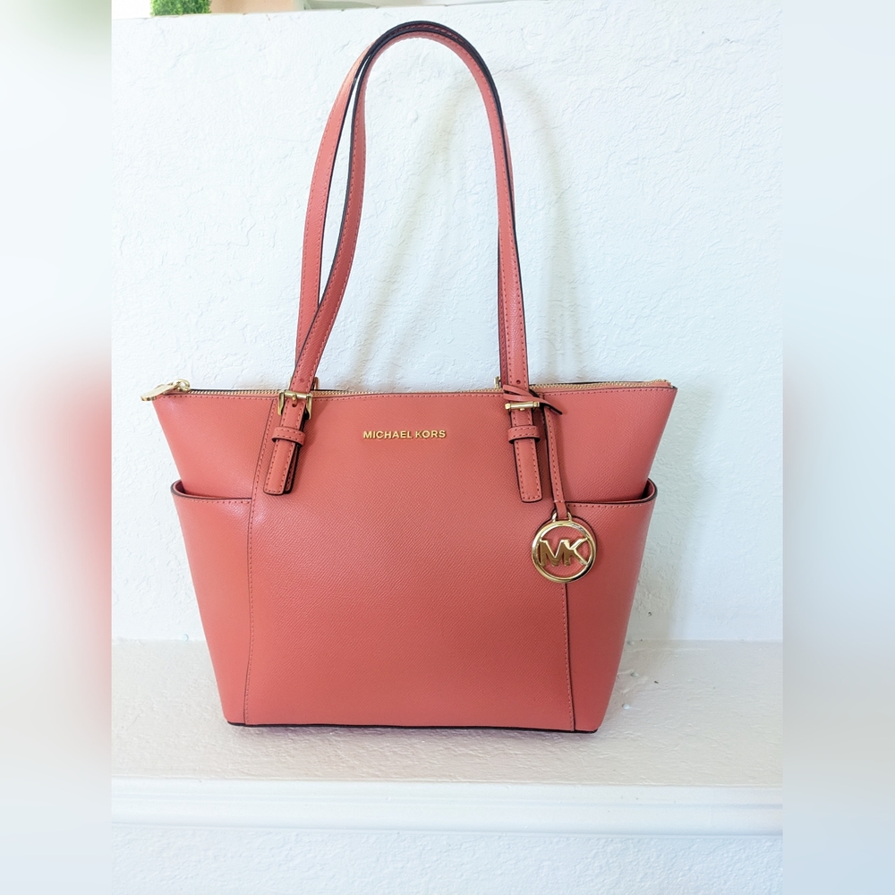 Michael Kors saffiano tote